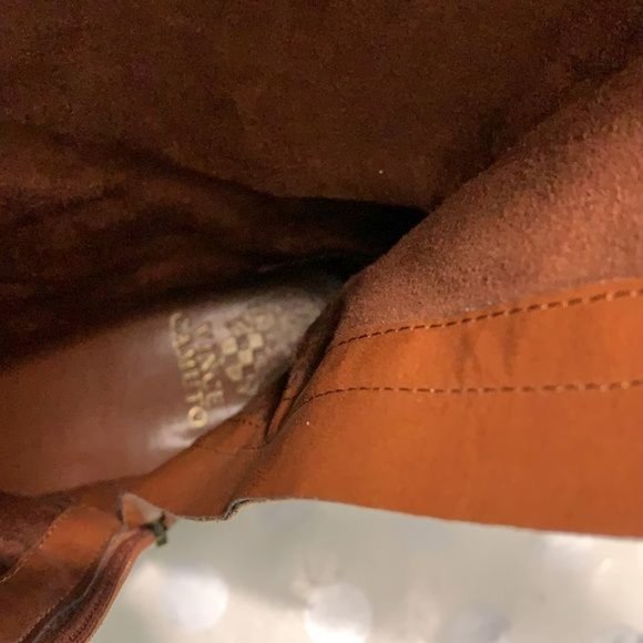 VINCE CAMUTO - Picture 13 of 14